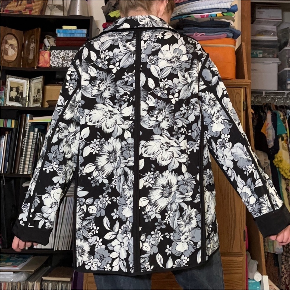 Susan Graver Dark Gray Quilted Puffer Coat - Picture 8 of 12